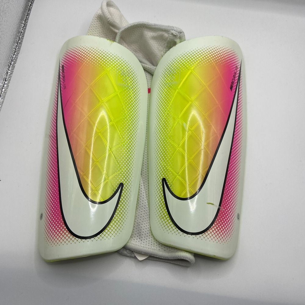 Nike Mercurial Lite Soccer Shin Guard Pads Adult Large with Fabric Sleeve - Pair